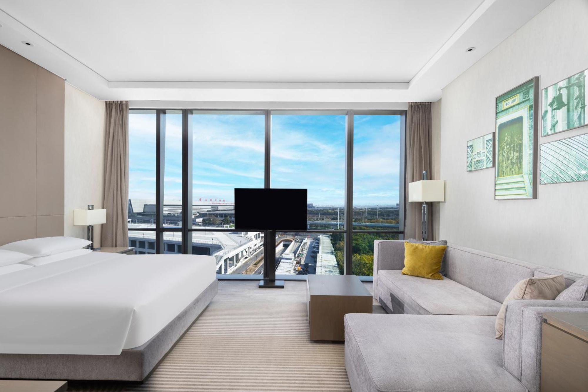 King Room with kitchen and view,1642360275:JPEG