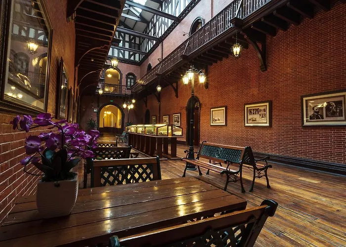 Astor House Hotel